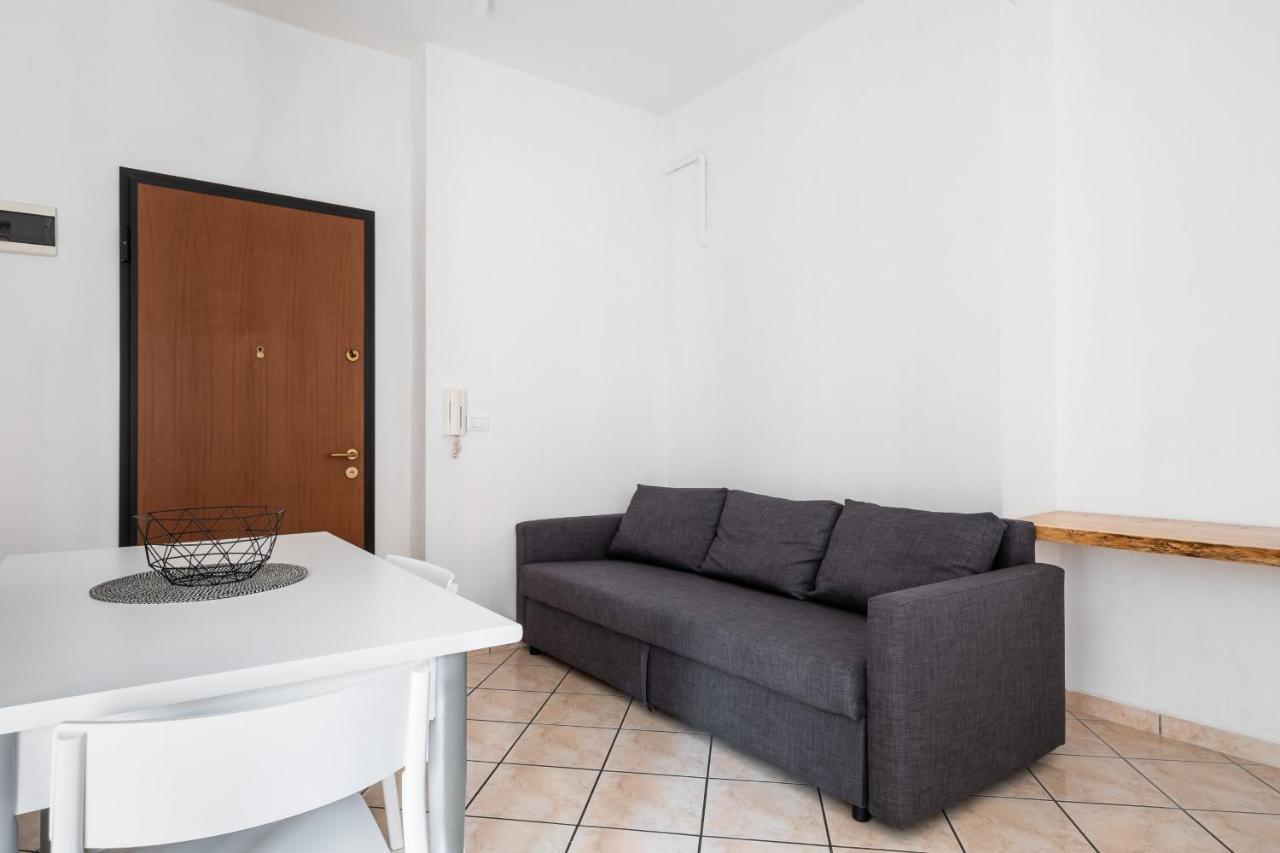 Studio di Via Lame vicino al Mercato delle Erbe Bologna Esterno foto